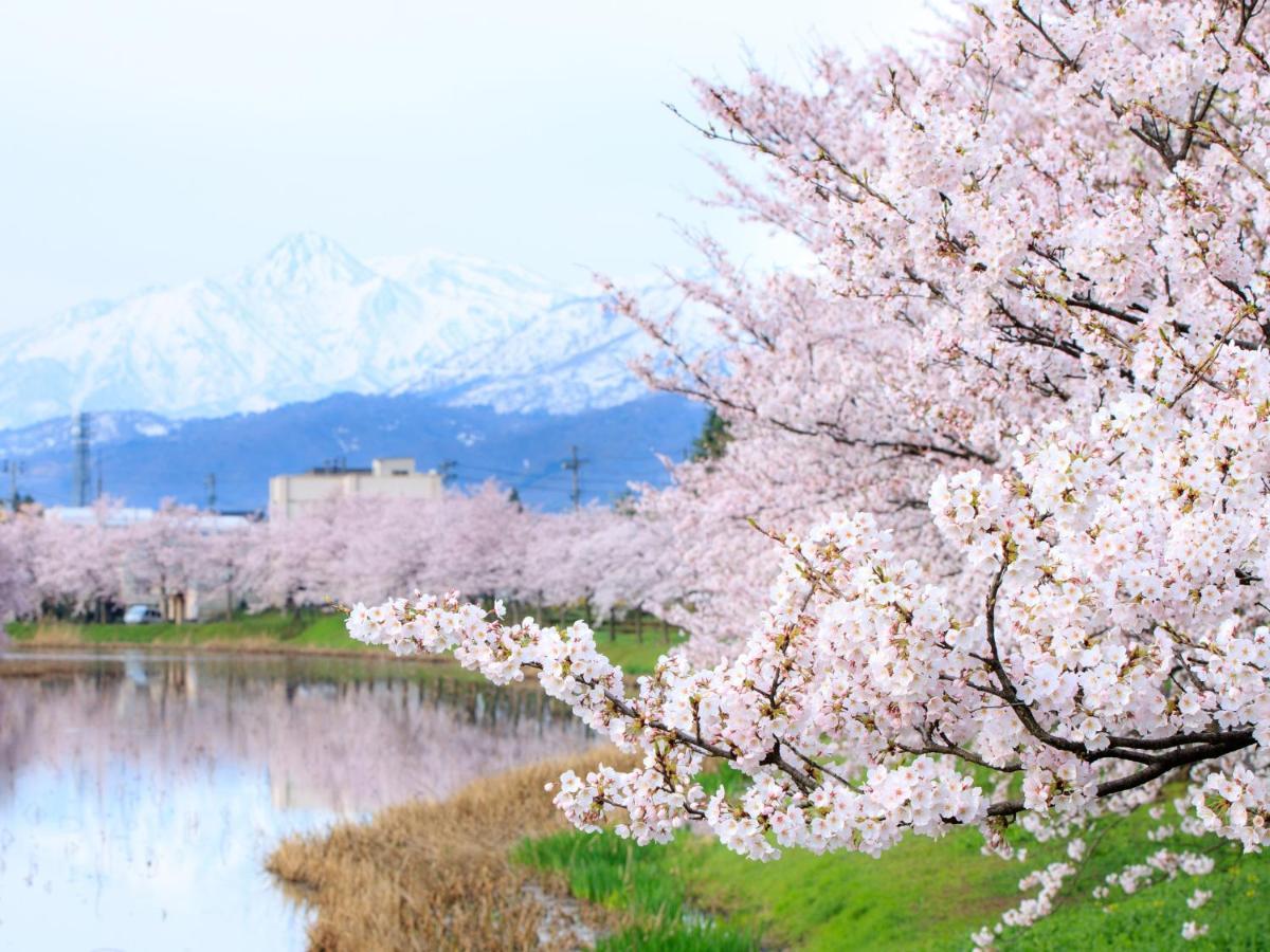 Apa Hotel Joetsu Myoko-Ekimae Bagian luar foto